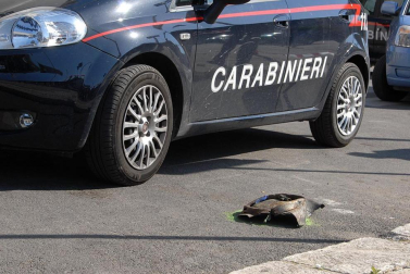 Una joven ha muerto en un atentado con dos explosiones ocurrido en el instituto Morvillo Falcone en la localidad italiana de Brindisi.