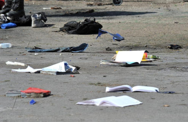 Una joven ha muerto en un atentado con dos explosiones ocurrido en el instituto Morvillo Falcone en la localidad italiana de Brindisi.