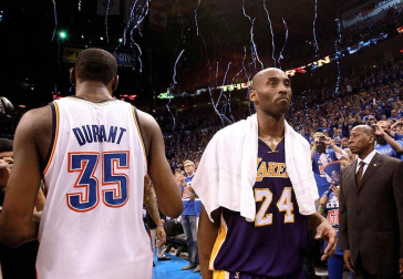 Oklahoma City Thunder venció en el quinto partido a los Angeles Lakers y lograron eliminarles de los playoffs por el título de la NBA. Oklahoma jugará ahora la final de la Conferencia Oeste ante los Spurs.