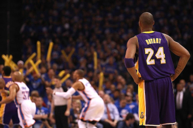 Oklahoma City Thunder venció en el quinto partido a los Angeles Lakers y lograron eliminarles de los playoffs por el título de la NBA. Oklahoma jugará ahora la final de la Conferencia Oeste ante los Spurs.