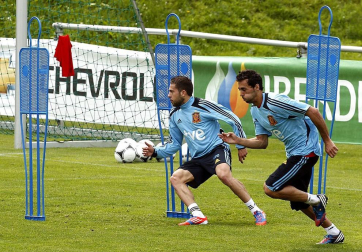 Llegada y entrenamiento de la selección española de fútbol en la localidad australiana de Schruns, previa a la disputa de la Eurocopa 2012 de Polonia y Ucrania.