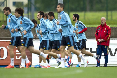 Llegada y entrenamiento de la selección española de fútbol en la localidad australiana de Schruns, previa a la disputa de la Eurocopa 2012 de Polonia y Ucrania.