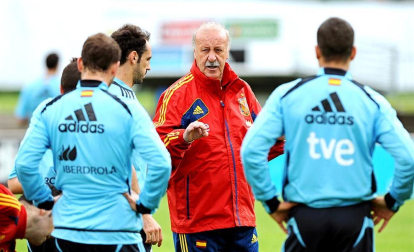Llegada y entrenamiento de la selección española de fútbol en la localidad australiana de Schruns, previa a la disputa de la Eurocopa 2012 de Polonia y Ucrania.