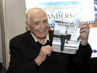 Imágenes de la trayectoria artística del actor Ernest Borgnine, quien falleció este domingo a los 95 años por insuficiencia renal.