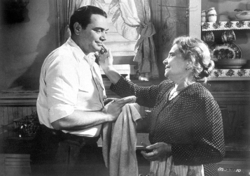 Imágenes de la trayectoria artística del actor Ernest Borgnine, quien falleció este domingo a los 95 años por insuficiencia renal.