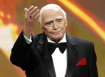 Imágenes de la trayectoria artística del actor Ernest Borgnine, quien falleció este domingo a los 95 años por insuficiencia renal.
