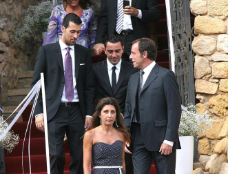El centrocampista del FC Barcelona Andrés Iniesta ha contraído matrimonio este domingo con Anna Ortiz en el castillo de Tamarit en Tarragona.