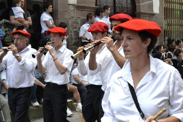 Este domingo se ha celebrado en Elizondo la 49º edición del Baztandarren Biltzarra, con la participación de los 15 municipios de Baztán
