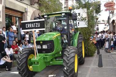 Este domingo se ha celebrado en Elizondo la 49º edición del Baztandarren Biltzarra, con la participación de los 15 municipios de Baztán