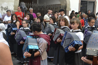 Este domingo se ha celebrado en Elizondo la 49º edición del Baztandarren Biltzarra, con la participación de los 15 municipios de Baztán