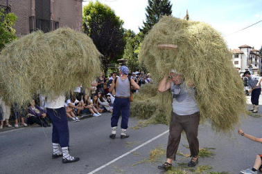 Este domingo se ha celebrado en Elizondo la 49º edición del Baztandarren Biltzarra, con la participación de los 15 municipios de Baztán