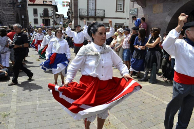Este domingo se ha celebrado en Elizondo la 49º edición del Baztandarren Biltzarra, con la participación de los 15 municipios de Baztán