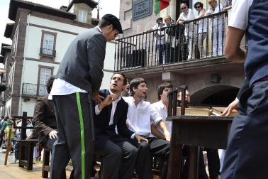 Este domingo se ha celebrado en Elizondo la 49º edición del Baztandarren Biltzarra, con la participación de los 15 municipios de Baztán