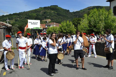 Este domingo se ha celebrado en Elizondo la 49º edición del Baztandarren Biltzarra, con la participación de los 15 municipios de Baztán