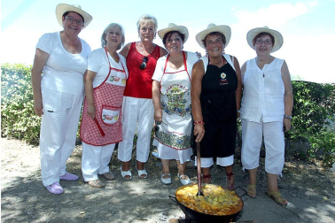Imágenes de las fiestas patronales en las localidades navarras de Burlada, Cabanillas, Falces, Monteagudo, Murchante y Tafalla