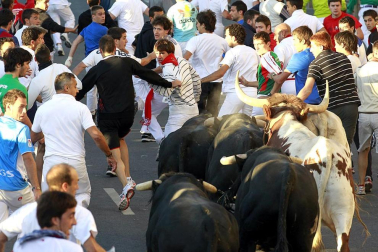 Imágenes de las fiestas patronales en las localidades navarras de Burlada, Cabanillas, Falces, Monteagudo, Murchante y Tafalla