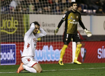Osasuna se clasificó para los octavos de final de la Copa del Rey tras vencer al Sporting de Gijón por 2-0 en el Reyno de Navarra
