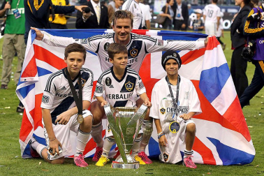 David Beckham jugó su último partido en Estados Unidos tras 5 temporadas en Los Angeles ganando la liga por segundo año consecutivo