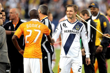 David Beckham jugó su último partido en Estados Unidos tras 5 temporadas en Los Angeles ganando la liga por segundo año consecutivo