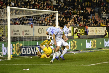 Osasuna perdió por 1-2 ante el Granada en su último partido del año 2012.