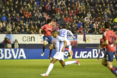 Osasuna perdió por 1-2 ante el Granada en su último partido del año 2012.