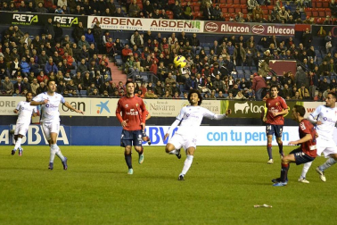 Osasuna perdió por 1-2 ante el Granada en su último partido del año 2012.