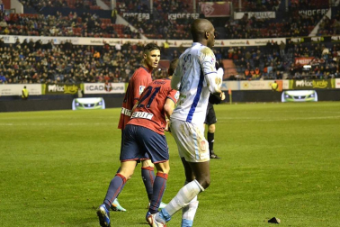 Osasuna perdió por 1-2 ante el Granada en su último partido del año 2012.
