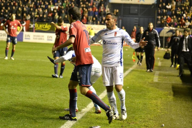 Osasuna perdió por 1-2 ante el Granada en su último partido del año 2012.