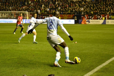 Osasuna perdió por 1-2 ante el Granada en su último partido del año 2012.