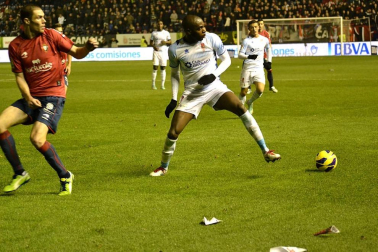 Osasuna perdió por 1-2 ante el Granada en su último partido del año 2012.