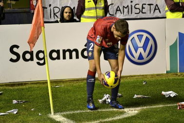 Osasuna perdió por 1-2 ante el Granada en su último partido del año 2012.