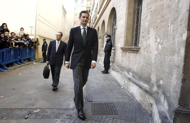 Varias imágenes de este domingo de la llegada de Urdangarín a los juzgados de Palma para continuar con su declaración