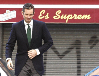 Varias imágenes de este domingo de la llegada de Urdangarín a los juzgados de Palma para continuar con su declaración