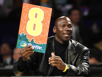 Michael Jordan, considerado uno de los mejores deportistas de todos los tiempos y mejor jugador de baloncesto de la historia, cumple 50 años. En estas imágenes se recogen algunos de los momentos más importantes de su vida personal y carrera deportiva.