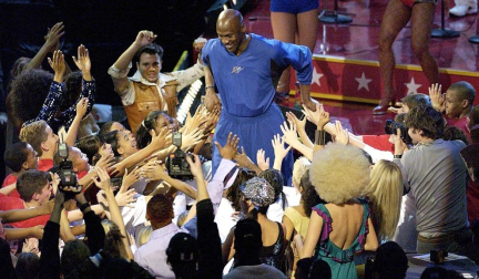 Michael Jordan, considerado uno de los mejores deportistas de todos los tiempos y mejor jugador de baloncesto de la historia, cumple 50 años. En estas imágenes se recogen algunos de los momentos más importantes de su vida personal y carrera deportiva.