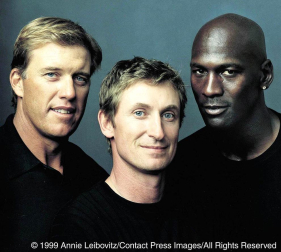 Michael Jordan, considerado uno de los mejores deportistas de todos los tiempos y mejor jugador de baloncesto de la historia, cumple 50 años. En estas imágenes se recogen algunos de los momentos más importantes de su vida personal y carrera deportiva.