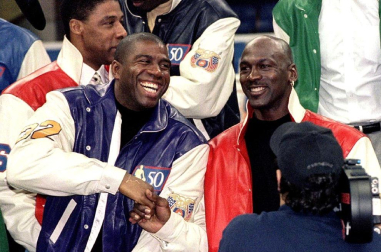 Michael Jordan, considerado uno de los mejores deportistas de todos los tiempos y mejor jugador de baloncesto de la historia, cumple 50 años. En estas imágenes se recogen algunos de los momentos más importantes de su vida personal y carrera deportiva.