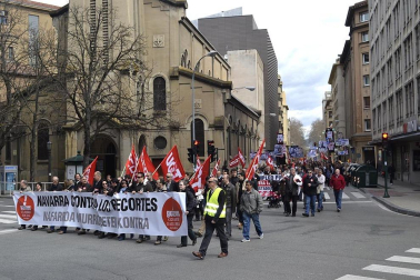 Manifestación convocada por la Cumbre Social para protestar contra el desempleo, la corrupción y le regeneración política.