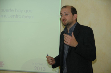 La CEN organizó la jornada "La internacionalización con pocos recursos es posible: la suerte hay que trabajarla, y, si sale al encuentro, mejor", en la que el consultor y analista de Inteligencia Competitiva de Infocenter, Iñaki Oroz, explicó las claves a tener en cuenta las pymes que quieran salir a nuevos mercados.