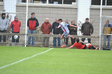 Osasuna y Mirandés empataron a uno en el partido amistoso que disputaron este miércoles en Tajonar.