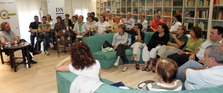 Imágenes de los escritores que han pasado por el Club de Lectura de Diario de Navarra a lo largo de su historia.