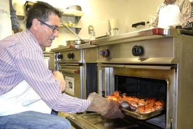 ALgunas familias celebraron el Día de la Madre comiendo fuera de casa