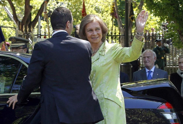 Los Reyes don Juan Carlos y doña Sofía y los Príncipes de Asturias asistieron al acto central del Día de las Fuerzas Armadas celebrado en Madrid.