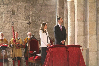 Los Príncipes de Asturias han presidido el acto de entrega del premio Príncipe de Viana de la Cultura al filósofo Daniel Innerarity.