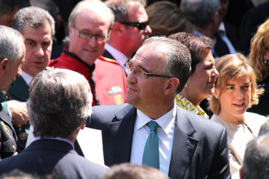 Los Príncipes de Asturias han presidido el acto de entrega del premio Príncipe de Viana de la Cultura al filósofo Daniel Innerarity.