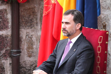 Los Príncipes de Asturias han presidido el acto de entrega del premio Príncipe de Viana de la Cultura al filósofo Daniel Innerarity.