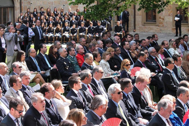 Los Príncipes de Asturias han presidido el acto de entrega del premio Príncipe de Viana de la Cultura al filósofo Daniel Innerarity.