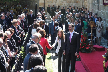 Los Príncipes de Asturias han presidido el acto de entrega del premio Príncipe de Viana de la Cultura al filósofo Daniel Innerarity.
