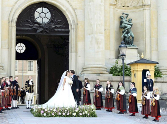 La princesa Magdalena de Suecia contrae matrimonio en Estocolmo.