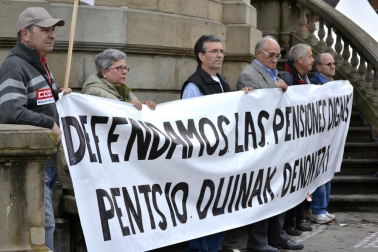 Manifestación para luchar por los derechos de los pensionistas.